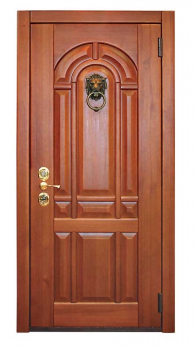 Сейф-дверь с наружной отделкой из массива сосны